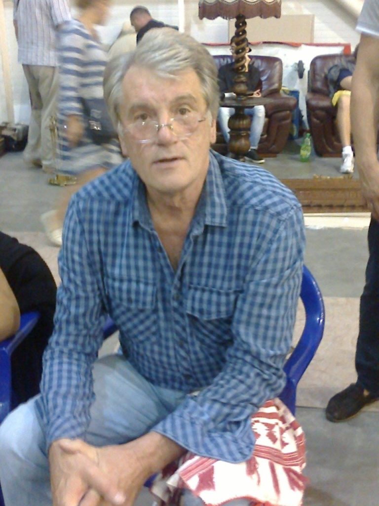 Ющенко на рынке