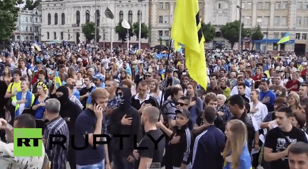 В Харькове милиция разогнала активистов Майдана. Видео