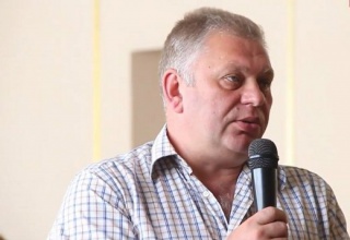 Новый мэр Славянска пообещал обеспечить людей светом. Видео