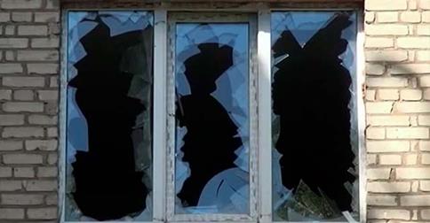 Макарово Станично-Луганского района после утреннего артобстрела. Видео