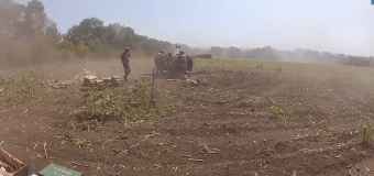 Под Славянском украинские военные применили тяжелую артиллерию. Видео