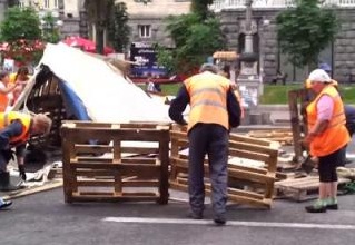 Активисты покидают Майдан и создадут в Киеве свой штаб. Видео