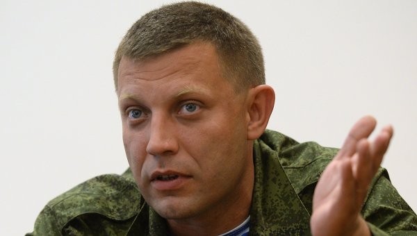 Премьер-министр ДНР: Ополченцы окружили четыре тысячи украинских военных и меняют тактику. Видео