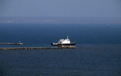 Очередь из 2700 машин ожидает в порту Крым. Видео