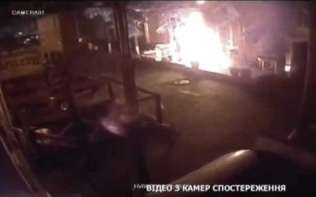 В Кировограде сожгли украинское патриотическое кафе. Видео