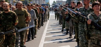 В Донецке устроили парад пленных украинских солдат. Фото