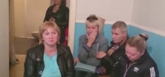 Что сказали родители задержанных в Украине российских десантников Путину. Видео