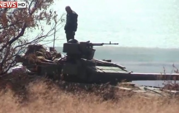 Иностранные корреспонденты показали войска России возле Мариуполя. Видео