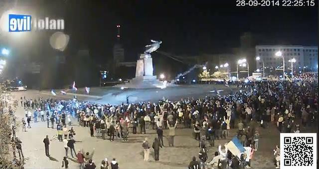 Как летел памятник Ленину в Харькове. Видео