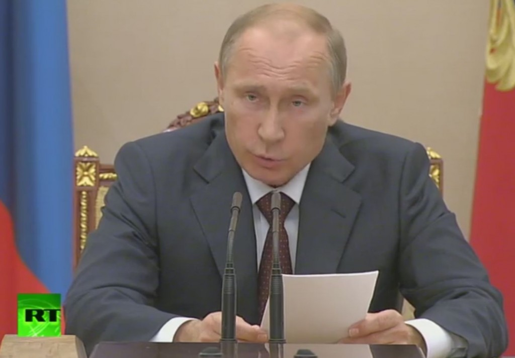 Путин занялся вопросом принятия «ответных мер по безопаности». Видео