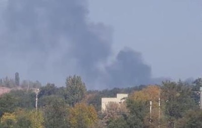 В районе донецкого аэропорта произошел взрыв и пожар. Видео