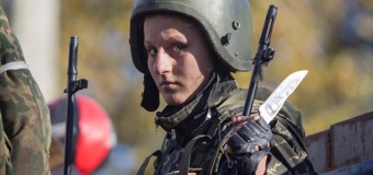 Опубликованы фото женщин, которые воюют против украинской армии