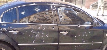 В Кривом Роге возле избирательного округа расстреляли автомобиль. Фото