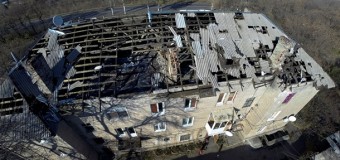 В Донецке в результате обстрелов уничтожены рынок и жилые дома. Фото