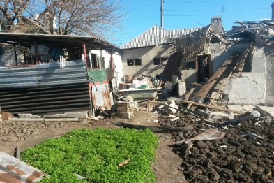 Террористы обстреляли село под Мариуполем. Фото