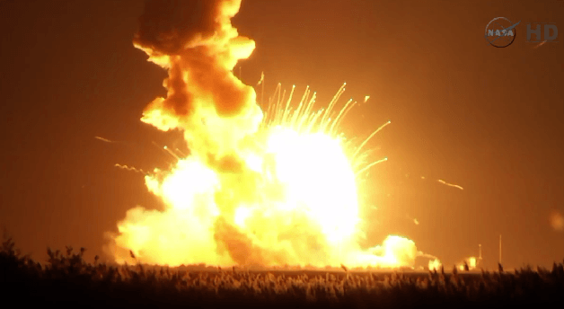 При запуске взорвалась американско-украинская ракета «Антарес». Видео