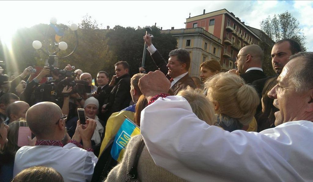 Чем похвастался Порошенко после возвращения из Милана. Видео