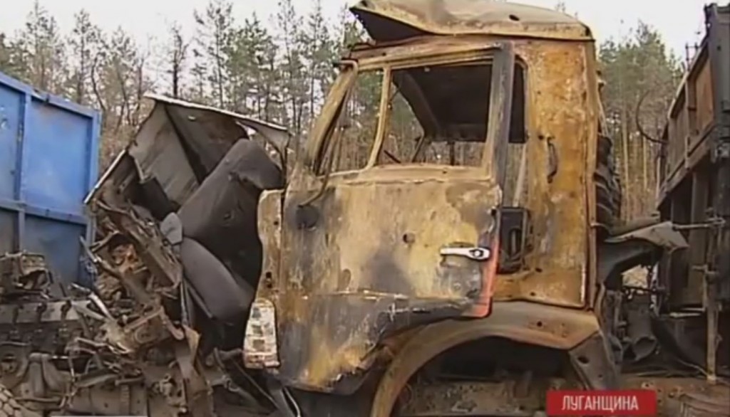 Бойцы рассказали, как им приходится выживать под Луганском среди сожженной техники и в ожидании атак. Видео