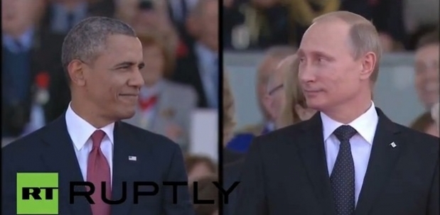 Один из лучших закольцованных роликов 2014: Обмен взглядами Путина и Обамы. Видео
