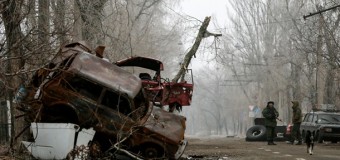 Жизнь в Донецке: новые разрушения и очереди за деньгами от  ДНР. Фото