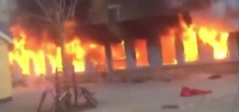В Швеции подожгли мечеть с людьми. Видео