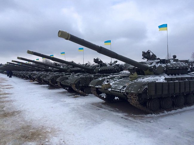 ВСУ получили новые танки и броневики. Фото