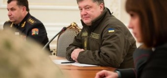 Порошенко: Вчера враг был отбит полностью с территории 2 терминала. Видео