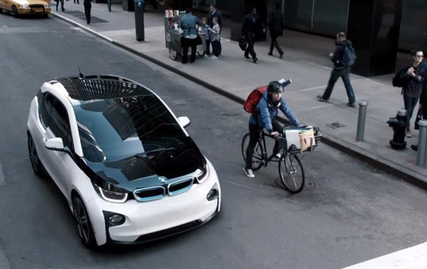 Рекламный ролик от компании BMW «взорвал» интернет. Видео