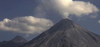 Очевидцы засняли, как НЛО вылетел из вулкана во время извержения Колима. Видео