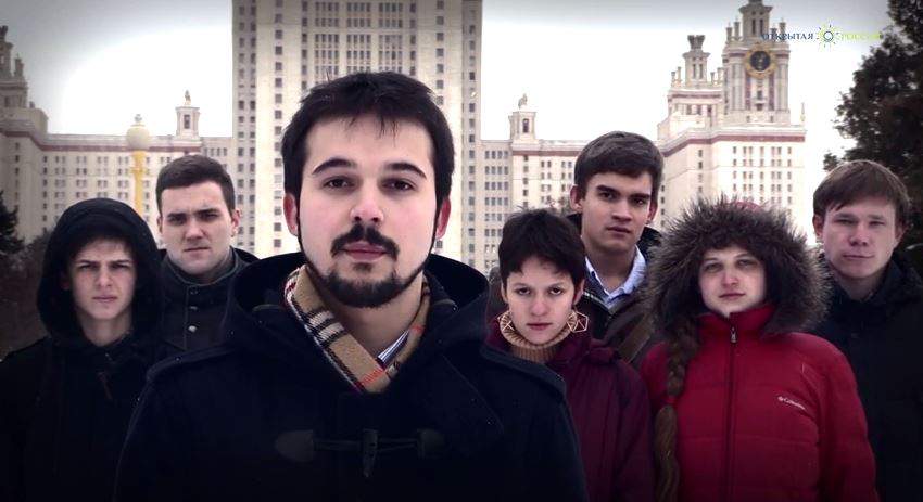 Российские студенты попросили прощения за действия Путина. Видео