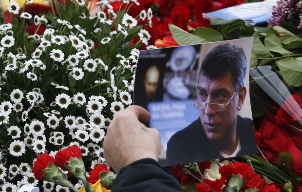 Задержана активистка, пытавшаяся рассказать о свидетеле убийства Немцова. Фото