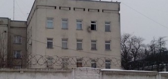 В Ровно обстреляли военкомат. Фото