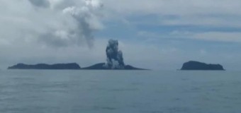 В результате извержения вулкана появился новый остров Тонго. Видео