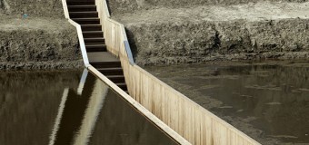 Пешком по воде: в Нидерландах создали «Мост Моисея». Видео