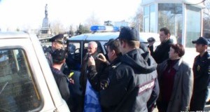 В Севастополе разогнали митинг против беззакония местной власти. Видео