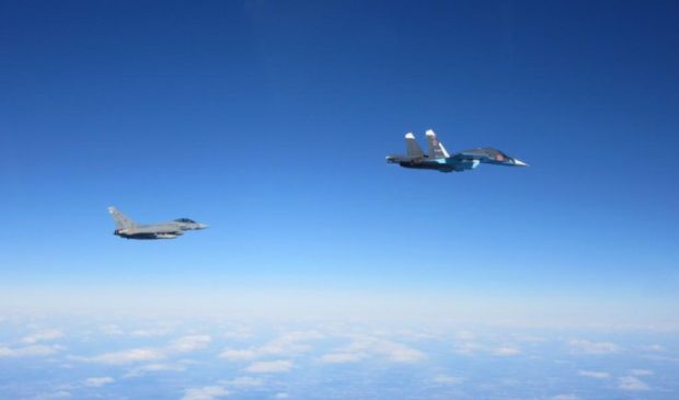 Обнародованы снимки перехвата военных самолетов РФ над Балтикой. Фото