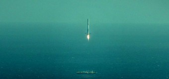 Взрыв ракеты Falcon 9 в момент посадки в океане. Видео