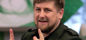 Кадыров станцевал лезгинку на скандальной свадьбе начальника РОВД. Видео