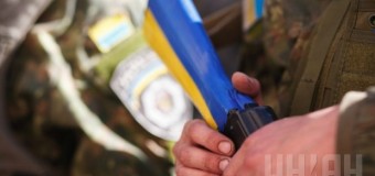 Украинские военные боем оттеснили три группы боевиков. Видео