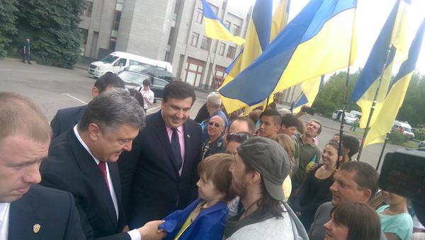 Порошенко представил Саакашвили в качестве губернатора Одесчины. Фото