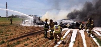 В Испании на завод Coca-Cola обрушился военный самолет. Видео