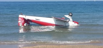 Катастрофа на авиашоу в Италии: пилот самолета пропал без вести. Видео