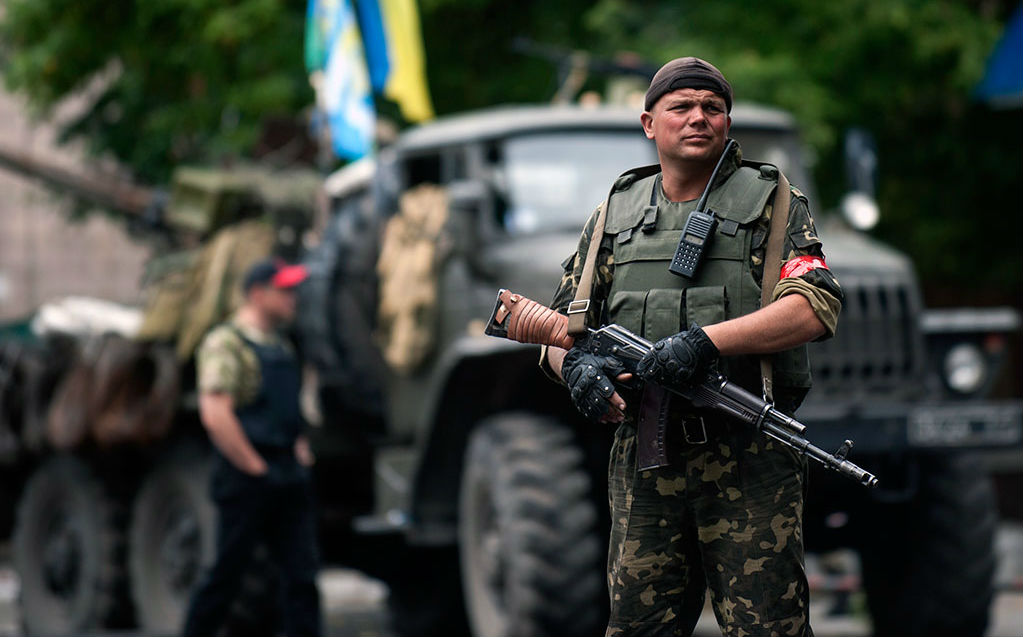 Предприниматели авторынка приобрели микроавтобус для батальона «Киев». Видео