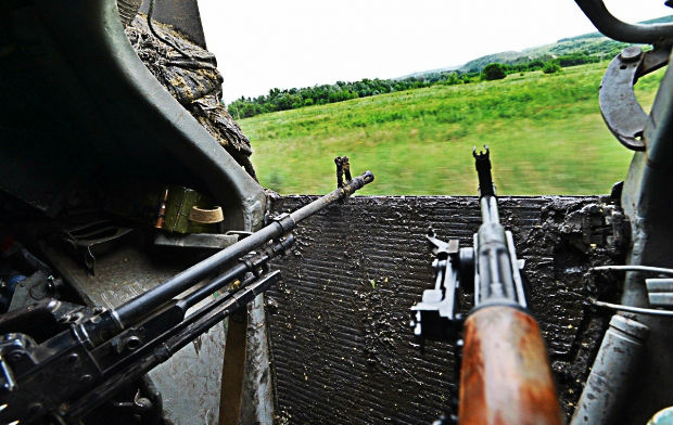 На Луганщине бойцы ВСУ ведут ожесточенные бои с диверсантами. Видео