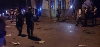 ​В Ростове-на-Дону ночью напали на генконсульство Украины. Видео