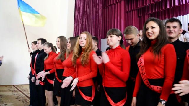 Песня Ивано-Франковских лицеистов вызвала истерику российских СМИ. Видео