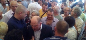 Народный депутат подрался с мэром Полтавы перед сессией горсовета. Фото