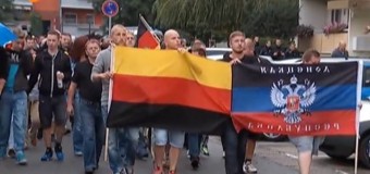 Немецкие неонацисты вышли на митинг с флагом боевиков «ДНР». Видео