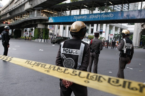 Камеры зафиксировали подозреваемого в совершении теракта в Таиланде. Фото