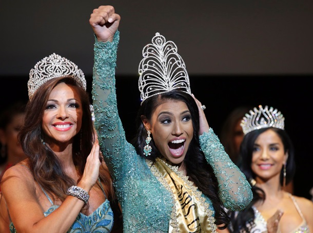 Канадка выиграла конкурс «Мисс Вселенная — 2015». Фото